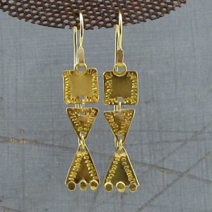 Dangle Geometric 22k gold earrings