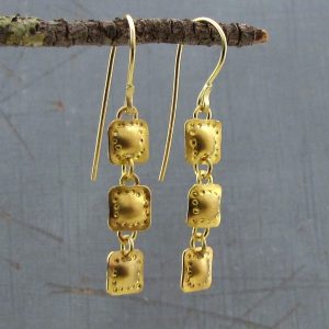 Dangle squares 22k gold earrings