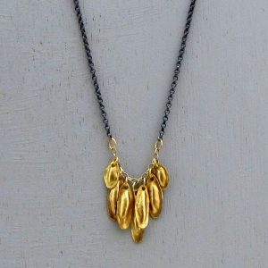 22k gold leaves pendants necklace