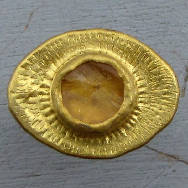 Oval rough Citrine eye 24k gold ring