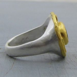 Handmade Labradorite 24k gold ring