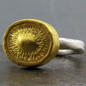 Oval 24k gold ring