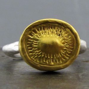 Oval 24k gold ring