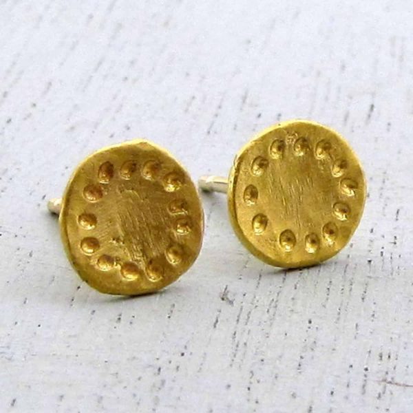 Round handmade 22k gold studs