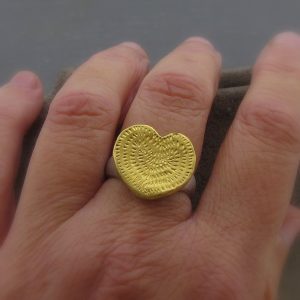 Hammered heart 24k gold ring