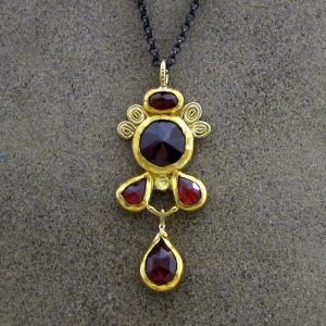 24k gold jewelry collection - Garnet 24k gold pendant