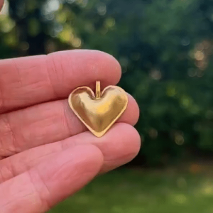 Heart 22 karat gold pendant