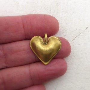 Heart 22 karat gold pendant