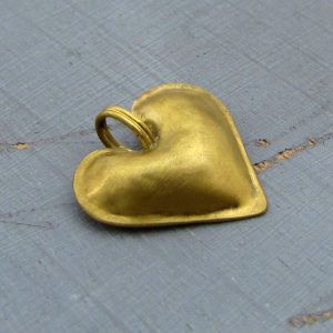 Heart 22 karat gold pendant