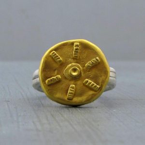 24 karat gold 'sun' ring