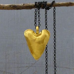 22k gold jewelry collection - heart pendant