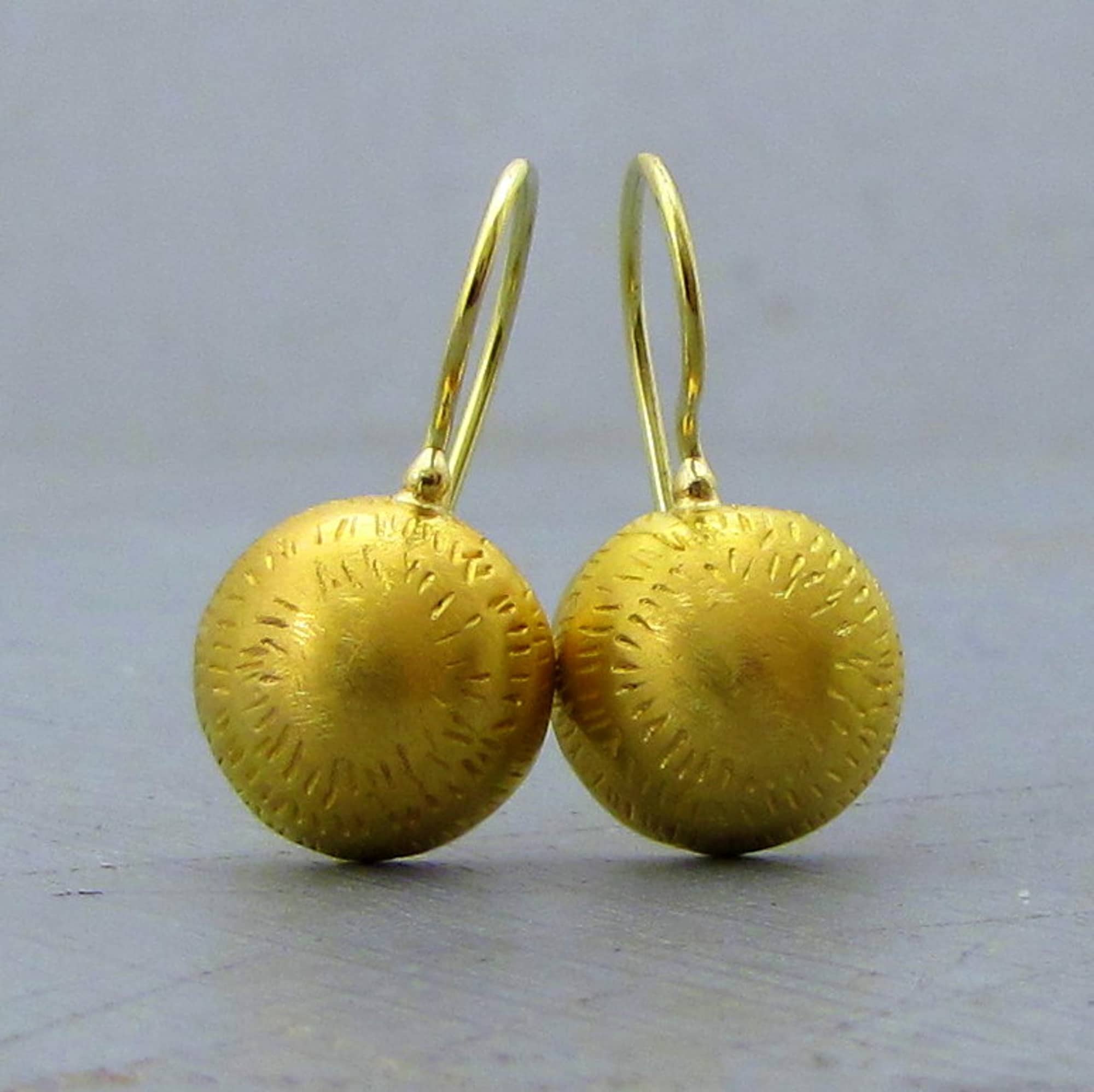 Dome 22k gold earrings