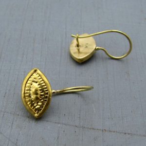 22 karat gold eye earrings