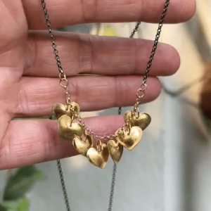 22k gold hearts pendant necklace