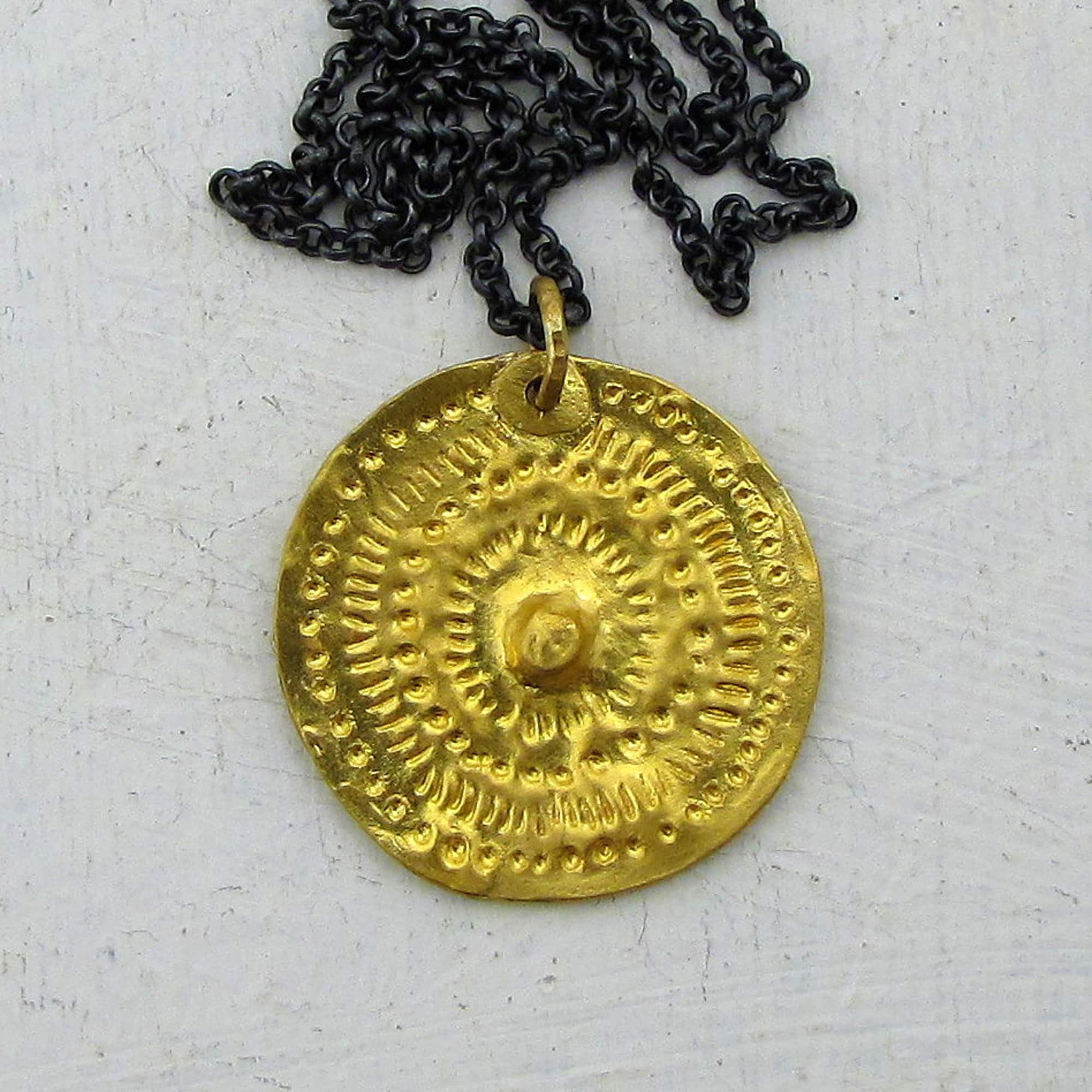 Handmade 24k solid gold round pendant