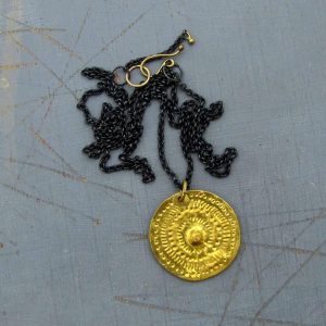 Handmade 24k solid gold round pendant