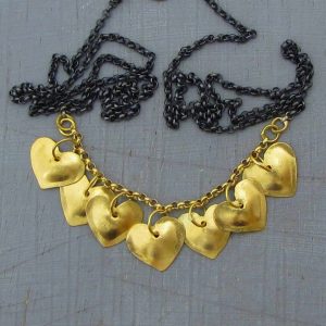 22k gold hearts pendant necklace