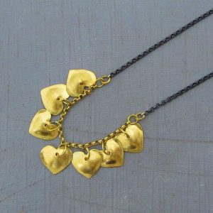 22k gold hearts pendant necklace