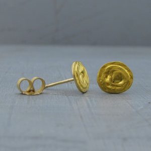 Dome 24k gold stud earrings