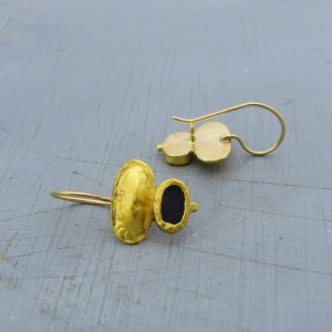 Onyx 24k gold dangle earrings