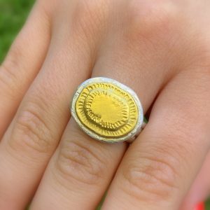 oval 22k gold ring