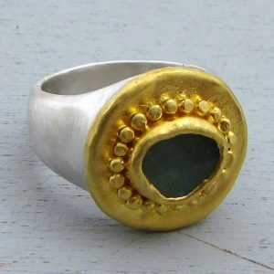 Aventurine 24k solid gold signet ring
