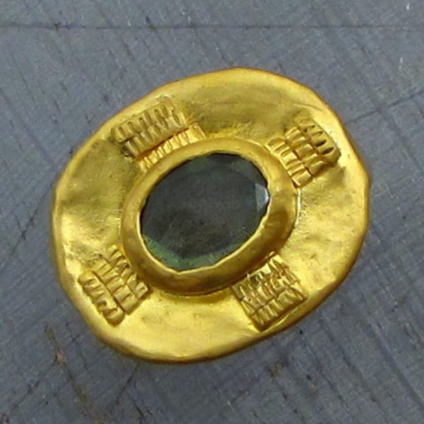 Handmade Labradorite 24k gold ring