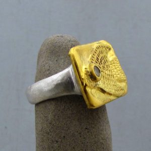 Bird Moonstone 24k gold ring