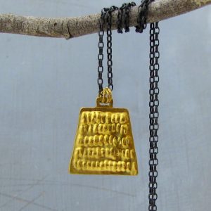 24k gold pendant necklace