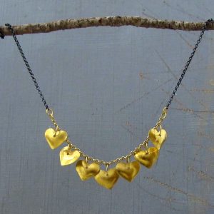 22k gold hearts pendant necklace