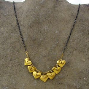 22k gold hearts pendant necklace