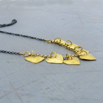 22k gold hearts pendant necklace