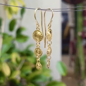 Dangle 22k gold disks earrings