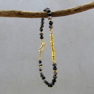 Solid 22k gold Cats Eye beads handmade bracelet
