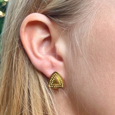 Handmade 18 karat gold triangle studs